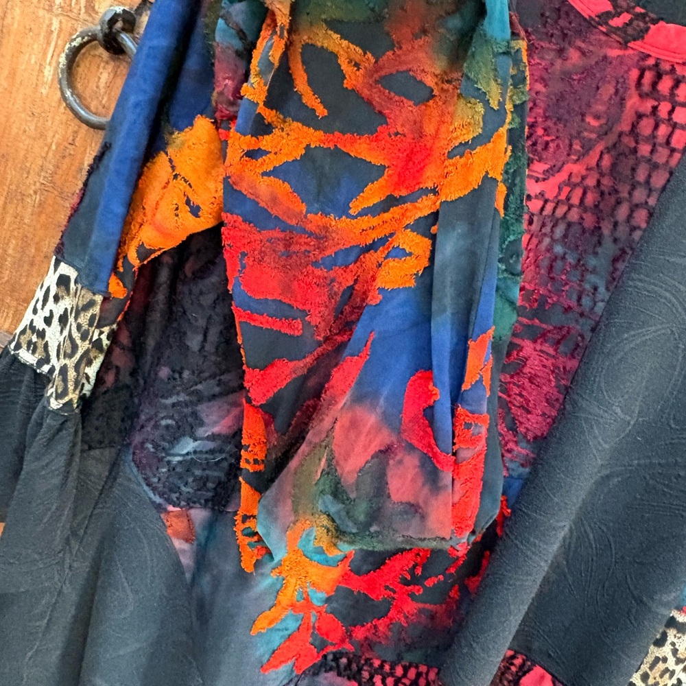 Calessa Vibrant Multicolor Blouse with Black Accents and Scarf EUC LP - Picture 4 of 10